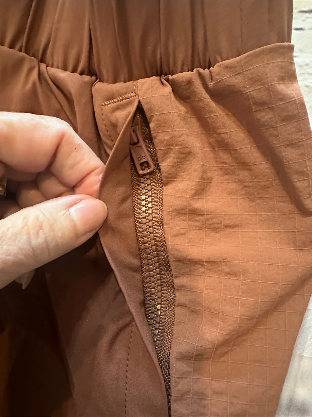 ALO Yoga rose brown High-Rise Athletic Shorts
